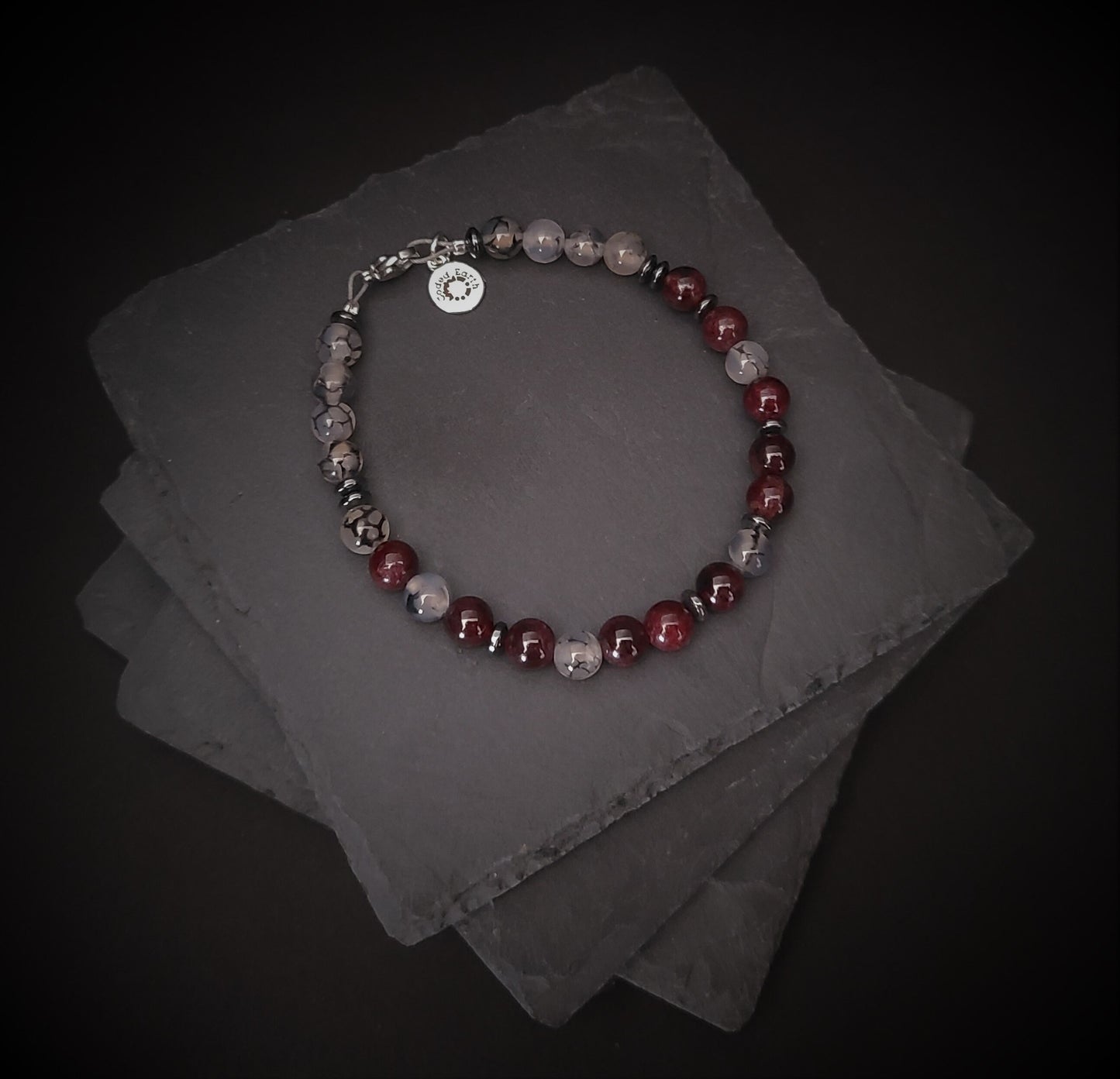 Garnet & Dragon Vein Agate Steel Bracelet